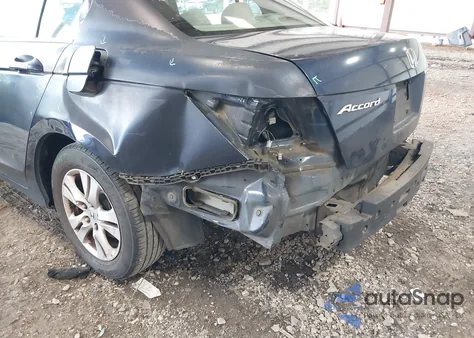 2010 Honda Accord 2.4 Lx-P z USA, uszkodzony, nr VIN 1HGCP2F48AA088520